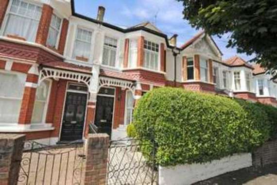 4 bedroom Terraced f...